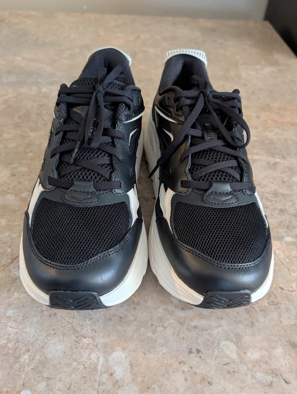 Hoka U Clifton L Athletic Cushioned Shoes Obsidian Alabaster Women Size 11.5 - Picture 3 of 15